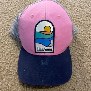 Patagonia women’s trucker hat one size